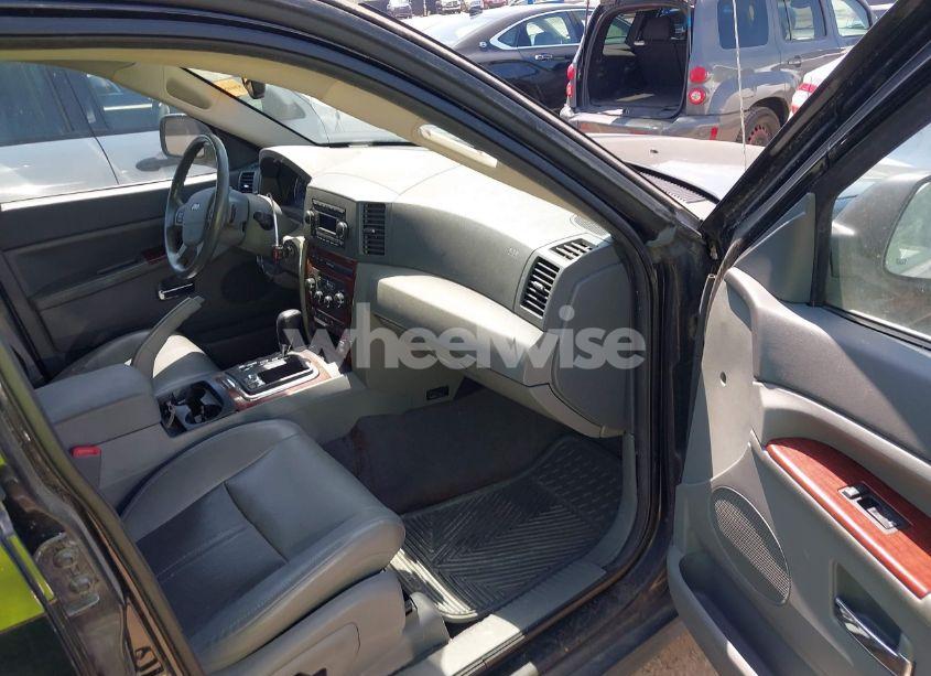 Photo 5 of 2006 Jeep Grand CHEROKEE LIMITED (VIN 1J4HR58N26C317155)