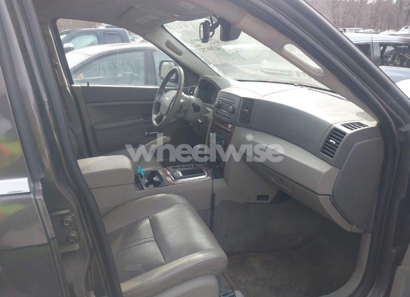 Photo 5 of 2005 Jeep Grand CHEROKEE LIMITED (VIN 1J4HR58N65C544945)