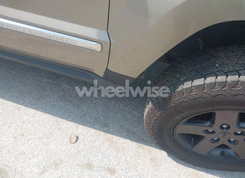 Photo 6 of 2005 Jeep Grand CHEROKEE LIMITED (VIN 1J4HR58N95C510465)