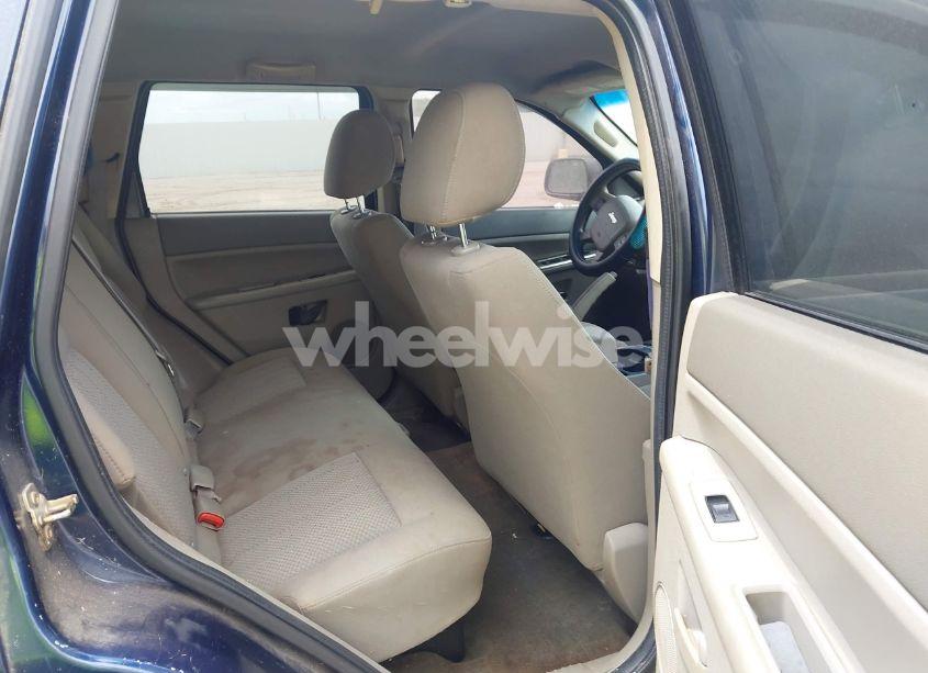 Photo 8 of 2005 Jeep Grand CHEROKEE LAREDO (VIN 1J4HS48N45C640233)