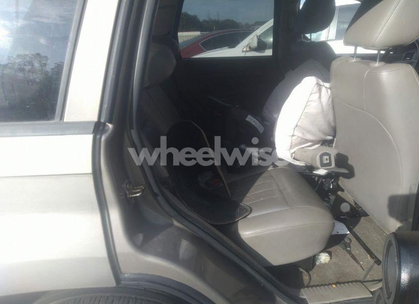 Photo 12 of 2005 Jeep Grand CHEROKEE LAREDO (VIN 1J4HS48N95C677083)