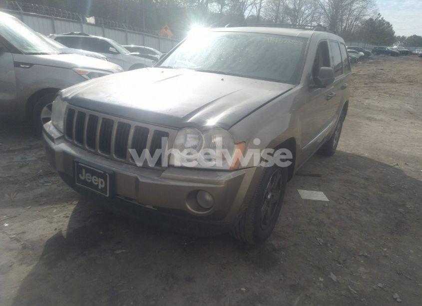 Photo 2 of 2005 Jeep Grand CHEROKEE LAREDO (VIN 1J4HS48N95C677083)