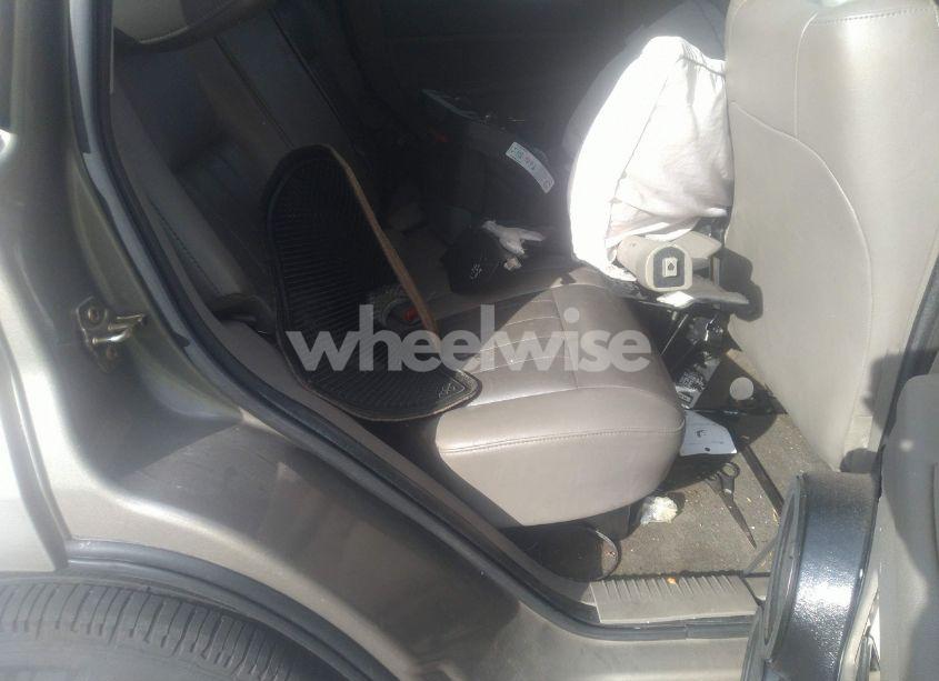 Photo 8 of 2005 Jeep Grand CHEROKEE LAREDO (VIN 1J4HS48N95C677083)