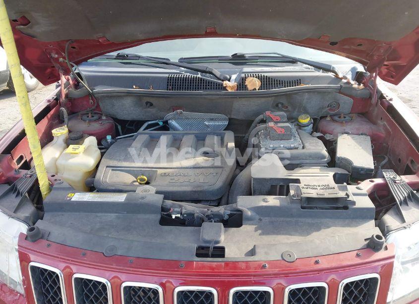 Photo 10 of 2011 Jeep Compass (VIN 1J4NF1FB2BD212486)