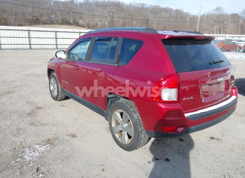 Photo 3 of 2011 Jeep Compass (VIN 1J4NF1FB2BD212486)