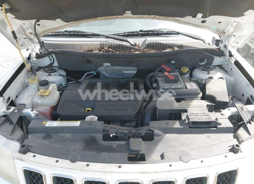 Photo 10 of 2011 Jeep Compass (VIN 1J4NF1FB2BD258223)