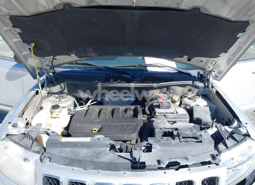 Photo 10 of 2011 Jeep Compass (VIN 1J4NF1FB2BD277791)