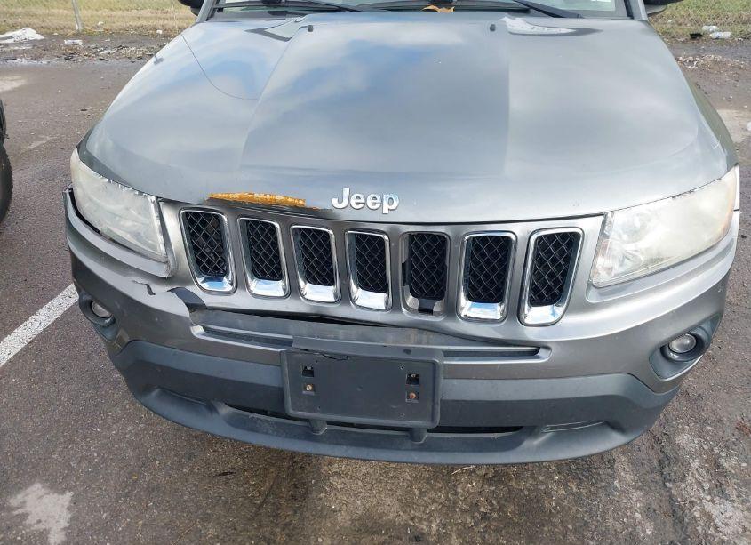Photo 6 of 2011 Jeep Compass (VIN 1J4NF1FB2BD281534)