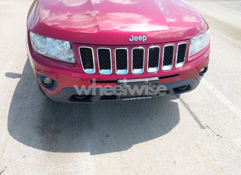 Photo 6 of 2011 Jeep Compass (VIN 1J4NF1FB3BD154601)