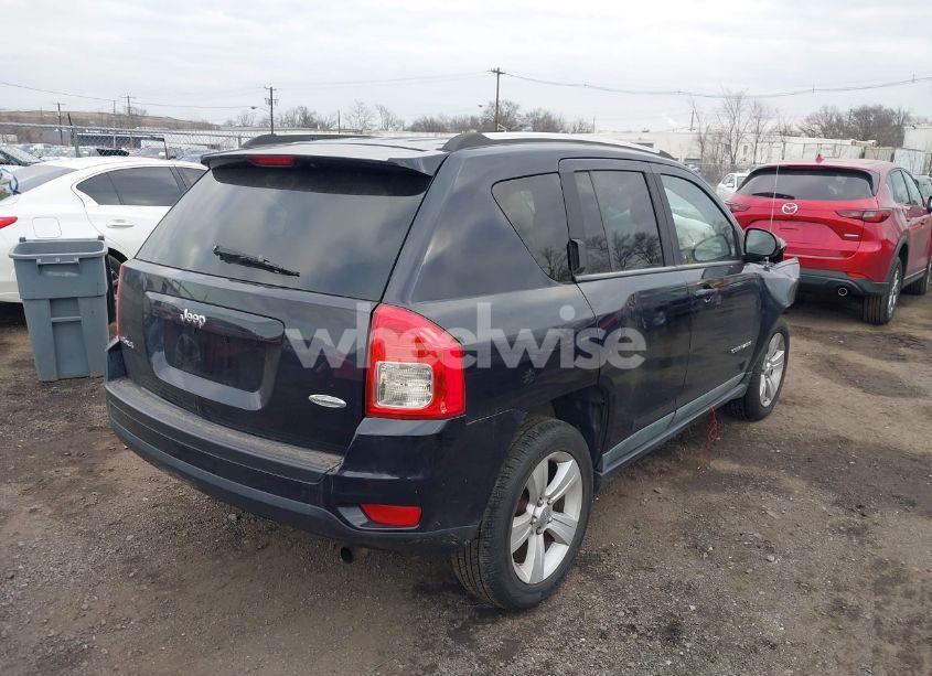 Photo 4 of 2011 Jeep Compass (VIN 1J4NF1FB3BD164268)