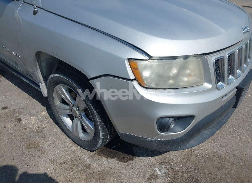 Photo 6 of 2011 Jeep Compass (VIN 1J4NF1FB3BD211007)