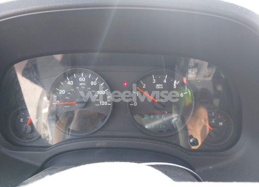 Photo 7 of 2011 Jeep Compass (VIN 1J4NF1FB3BD211007)