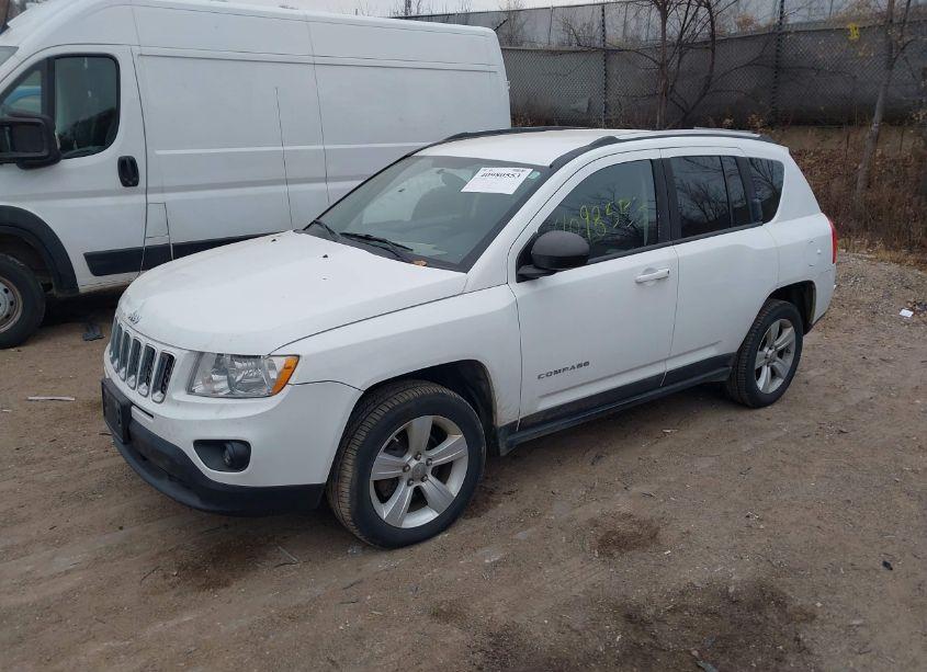 Photo 2 of 2011 Jeep Compass (VIN 1J4NF1FB4BD223747)