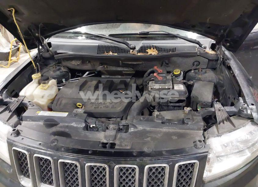 Photo 10 of 2011 Jeep Compass (VIN 1J4NF1FB5BD164241)