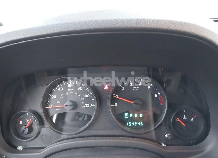 Photo 7 of 2011 Jeep Compass (VIN 1J4NF1FB6BD193604)