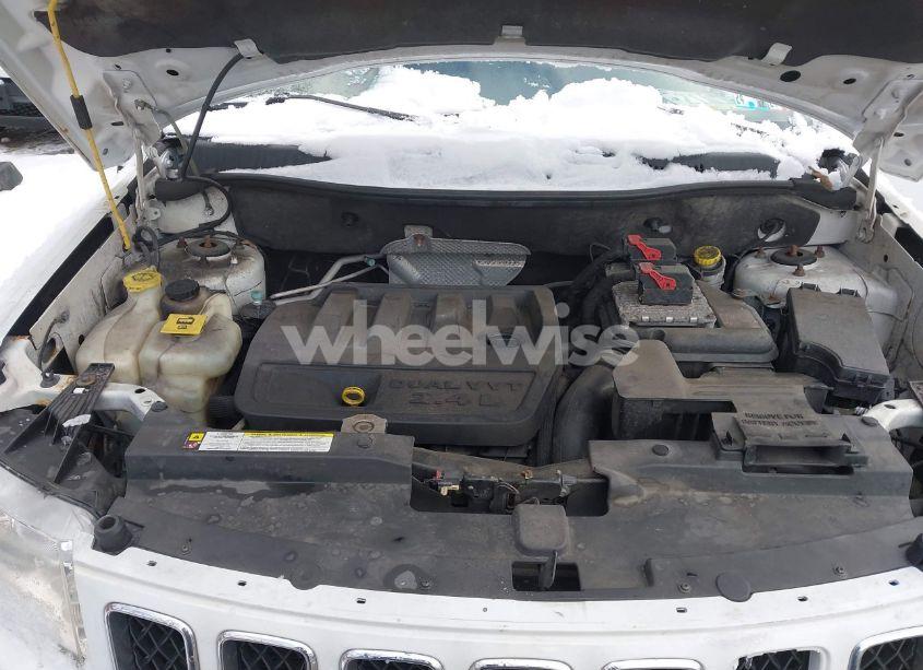 Photo 10 of 2011 Jeep Compass (VIN 1J4NF1FB6BD240467)