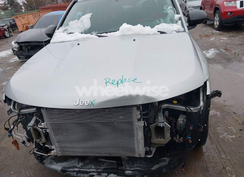 Photo 12 of 2011 Jeep Compass (VIN 1J4NF1FB7BD215528)