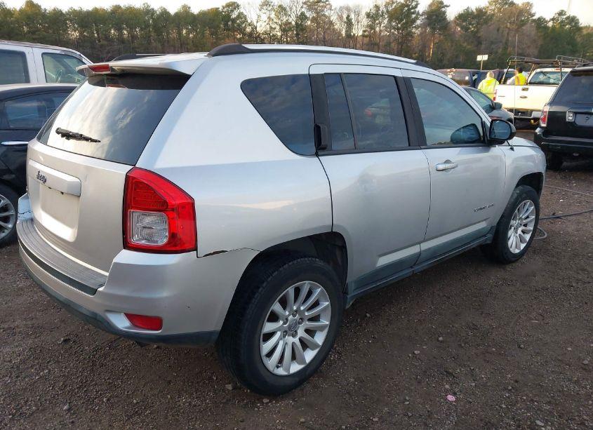 Photo 13 of 2011 Jeep Compass (VIN 1J4NF1FB7BD248352)