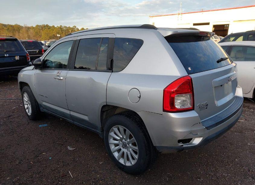 Photo 3 of 2011 Jeep Compass (VIN 1J4NF1FB7BD248352)