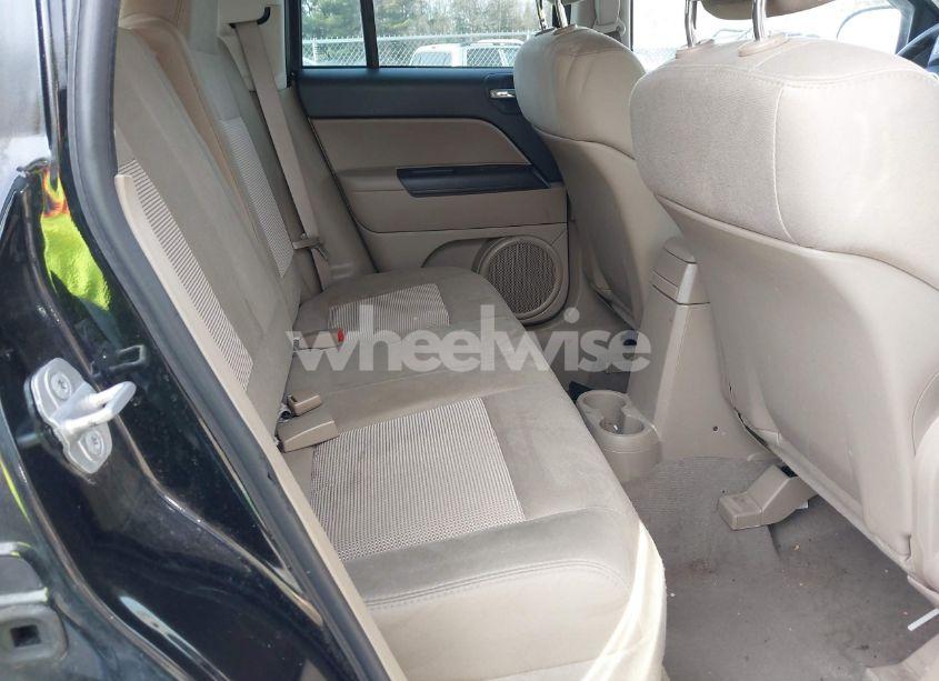 Photo 8 of 2011 Jeep Compass (VIN 1J4NF1FB8BD154545)