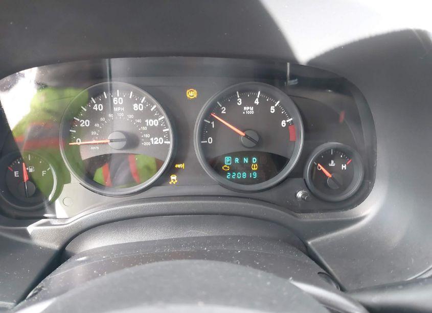 Photo 7 of 2011 Jeep Compass (VIN 1J4NF1FB9BD163867)