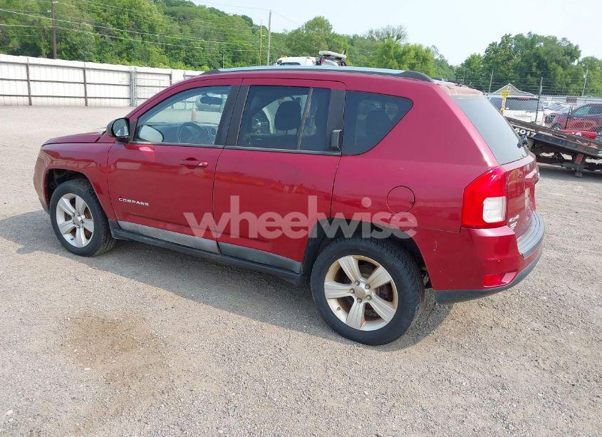 Photo 3 of 2011 Jeep Compass (VIN 1J4NF1FBXBD149377)