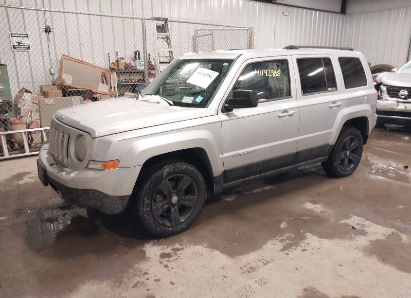 Photo 2 of 2011 Jeep Patriot SPORT (VIN 1J4NF1GB0BD114667)