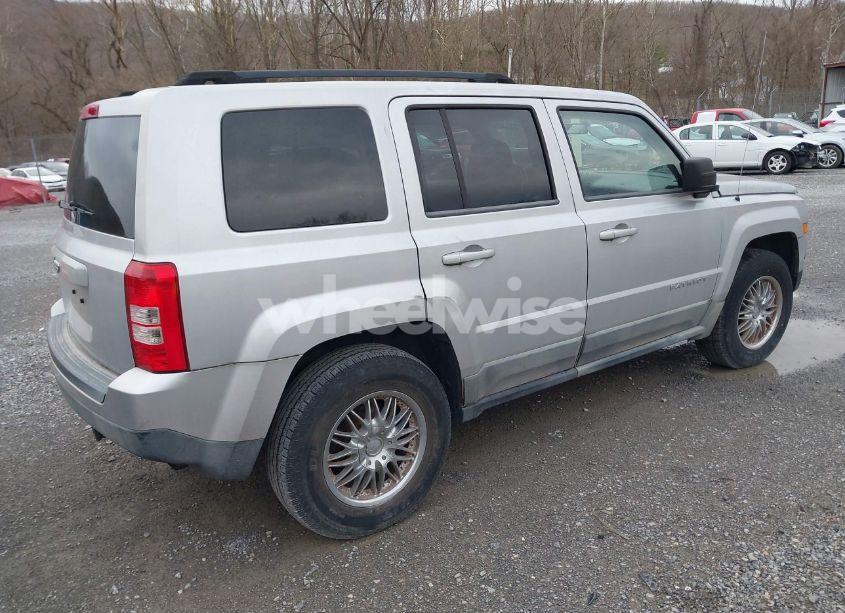 Photo 4 of 2011 Jeep Patriot SPORT (VIN 1J4NF1GB0BD158264)