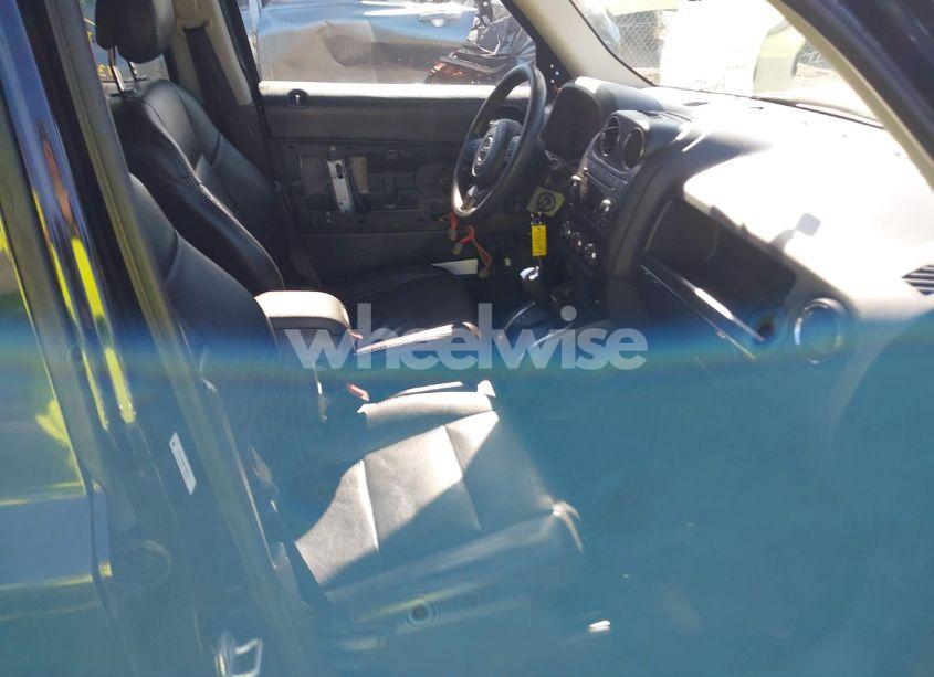 Photo 5 of 2011 Jeep Patriot SPORT (VIN 1J4NF1GB0BD180281)