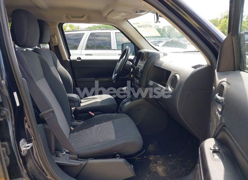 Photo 5 of 2011 Jeep Patriot SPORT (VIN 1J4NF1GB0BD181897)