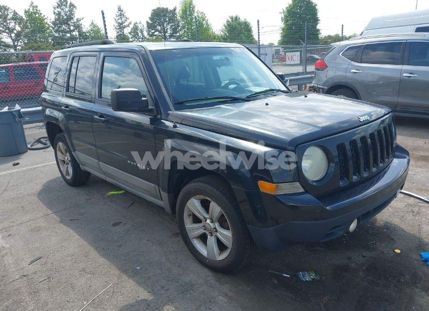 2011 Jeep Patriot SPORT (VIN 1J4NF1GB1BD100499) main photo