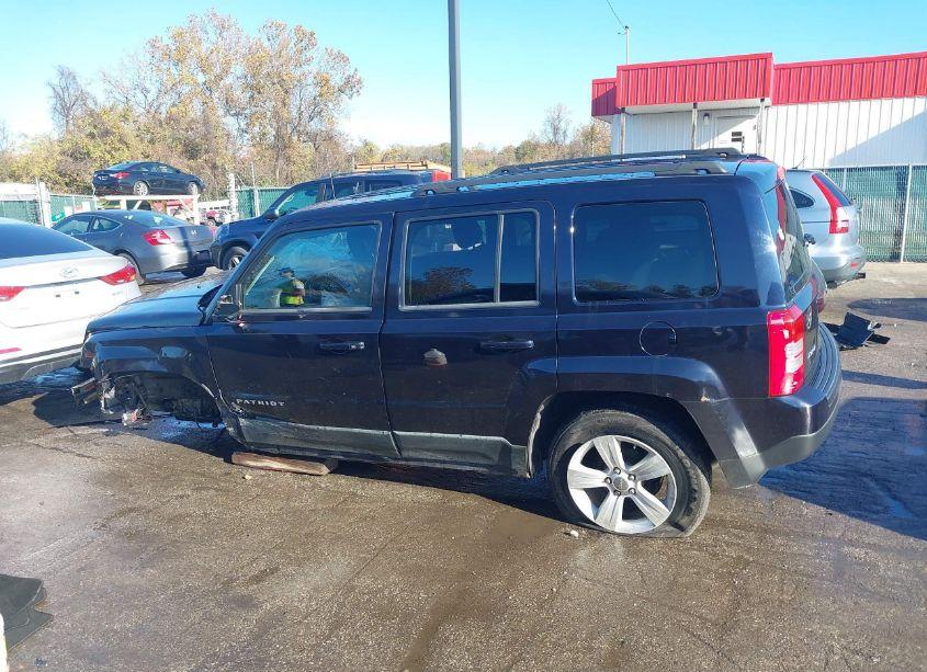 Photo 15 of 2011 Jeep Patriot SPORT (VIN 1J4NF1GB1BD222845)