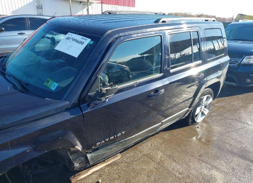 Photo 18 of 2011 Jeep Patriot SPORT (VIN 1J4NF1GB1BD222845)