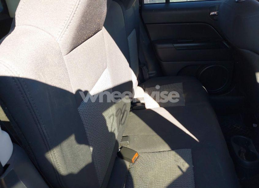 Photo 8 of 2010 Jeep Patriot SPORT (VIN 1J4NF1GB2AD624078)