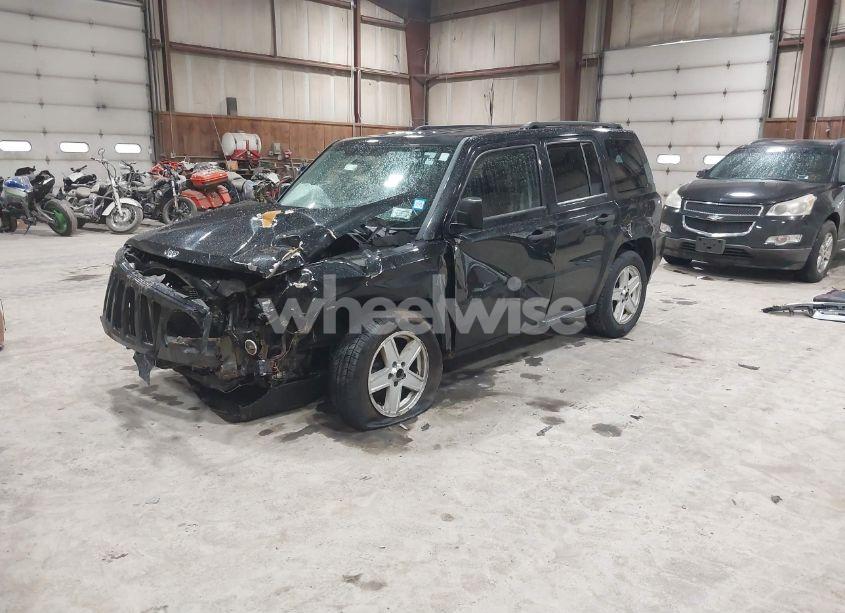 Photo 2 of 2010 Jeep Patriot SPORT (VIN 1J4NF1GB2AD675807)