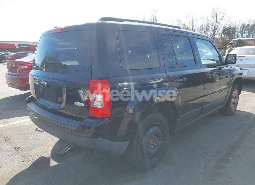 Photo 4 of 2011 Jeep Patriot SPORT (VIN 1J4NF1GB2BD101595)