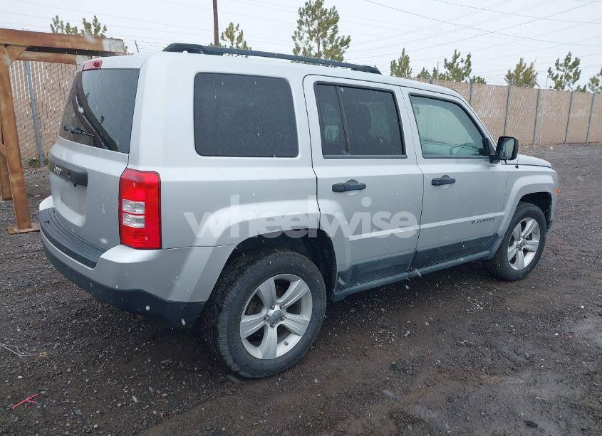 Photo 4 of 2011 Jeep Patriot SPORT (VIN 1J4NF1GB2BD173512)