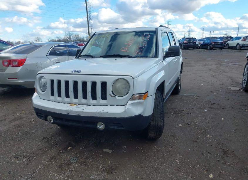 Photo 2 of 2011 Jeep Patriot SPORT (VIN 1J4NF1GB2BD234860)