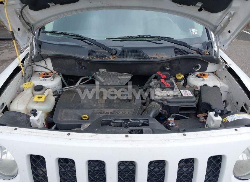 Photo 10 of 2011 Jeep Patriot SPORT (VIN 1J4NF1GB2BD265915)