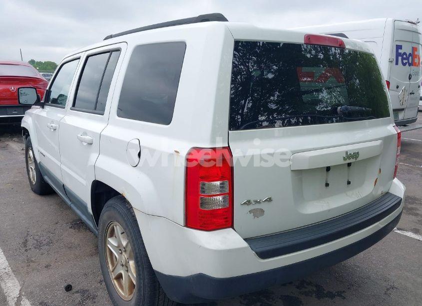 Photo 3 of 2011 Jeep Patriot SPORT (VIN 1J4NF1GB2BD265915)