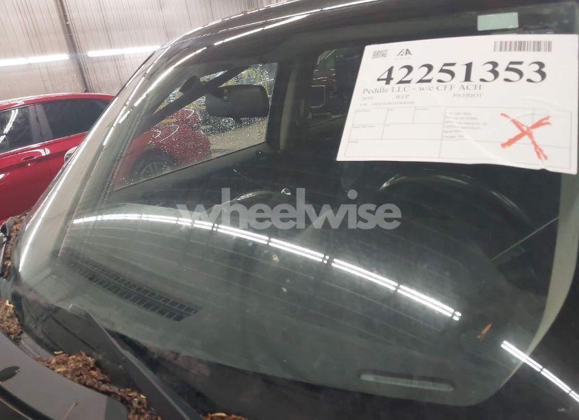 Photo 13 of 2010 Jeep Patriot SPORT (VIN 1J4NF1GB3AD640368)