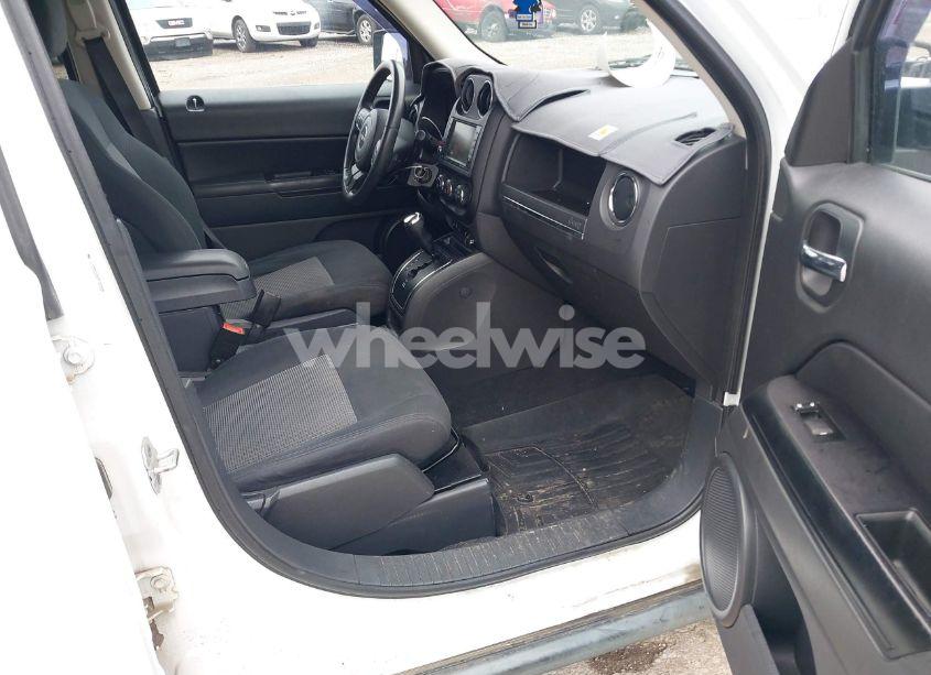 Photo 5 of 2011 Jeep Patriot SPORT (VIN 1J4NF1GB3BD275658)