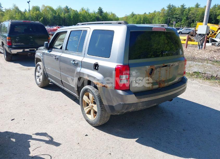 Photo 3 of 2011 Jeep Patriot SPORT (VIN 1J4NF1GB4BD251417)