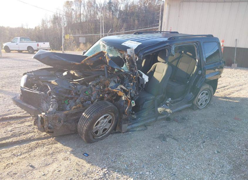 Photo 2 of 2010 Jeep Patriot SPORT (VIN 1J4NF1GB5AD622955)