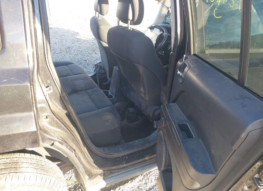 Photo 8 of 2010 Jeep Patriot SPORT (VIN 1J4NF1GB5AD622955)