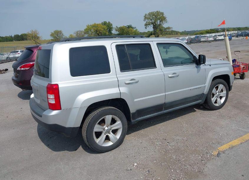 Photo 4 of 2011 Jeep Patriot SPORT (VIN 1J4NF1GB5BD169292)