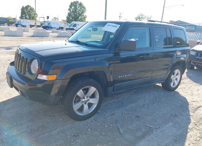 Photo 2 of 2011 Jeep Patriot SPORT (VIN 1J4NF1GB5BD187694)