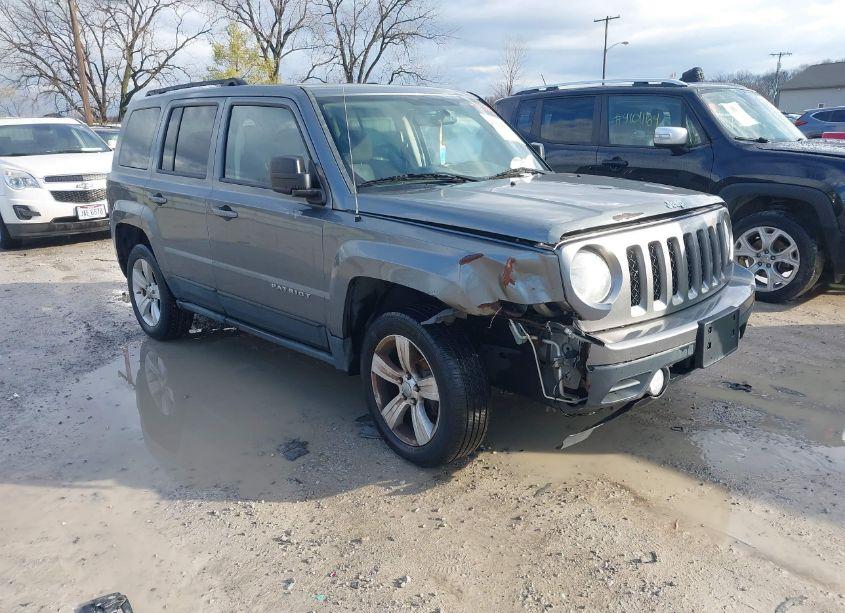 2011 Jeep Patriot SPORT (VIN 1J4NF1GB5BD244038) main photo