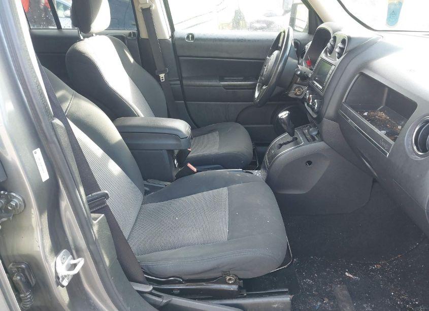 Photo 5 of 2011 Jeep Patriot SPORT (VIN 1J4NF1GB5BD244038)