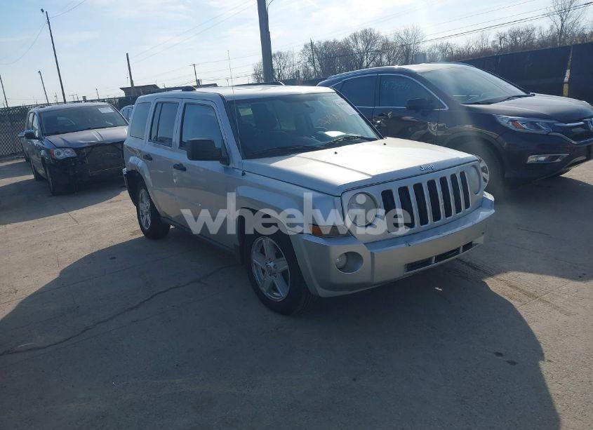 2010 Jeep Patriot SPORT (VIN 1J4NF1GB6AD622964) main photo